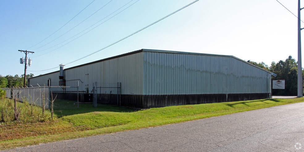 6312 Shortcut Rd, Moss Point, MS à vendre - Photo du bâtiment - Image 2 de 2