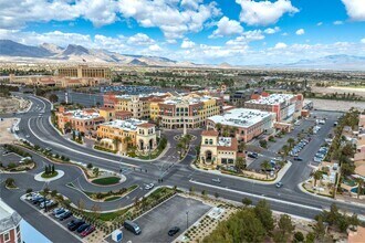 330-420 S Rampart Blvd, Las Vegas, NV - aerial  map view