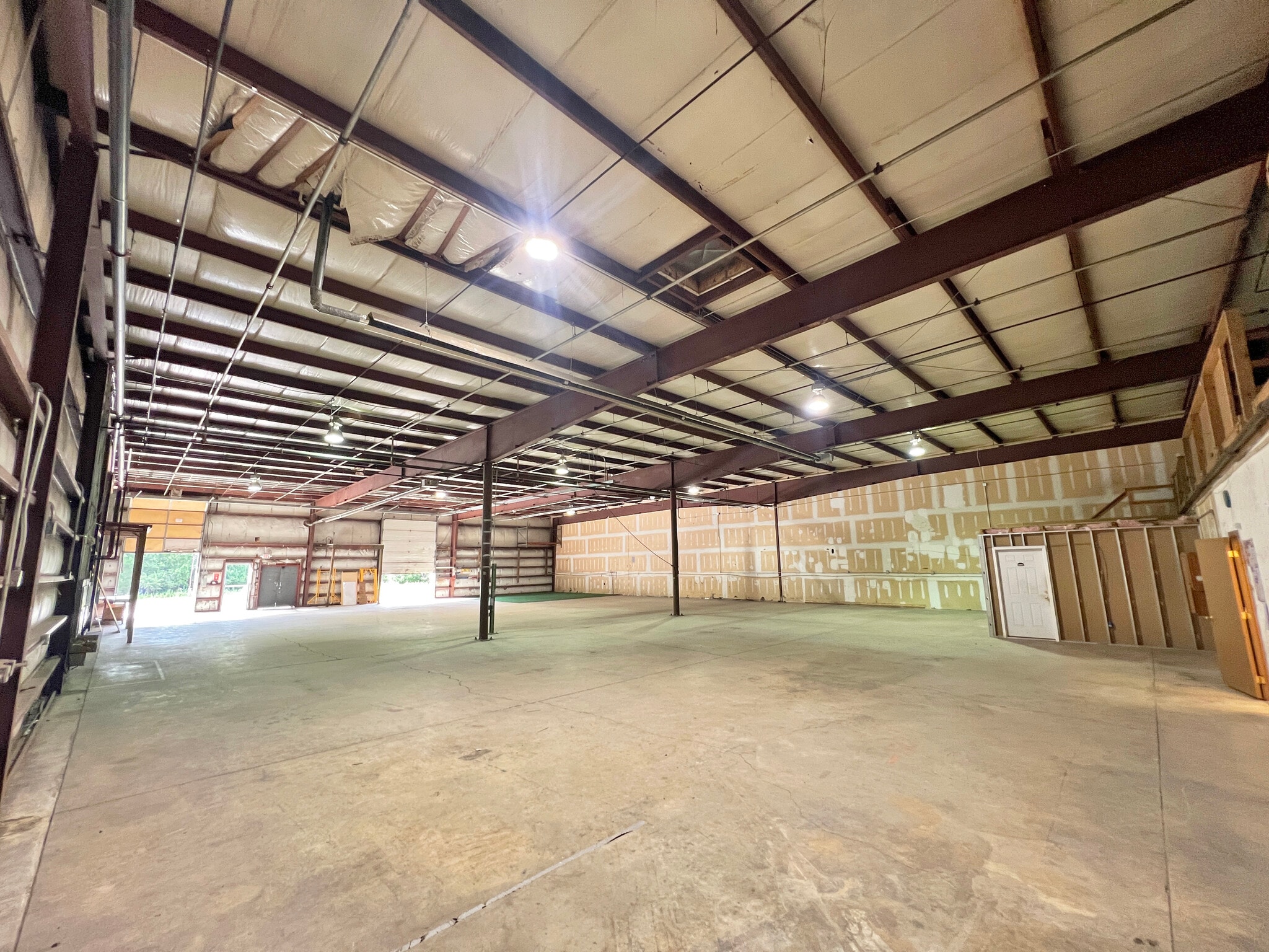 1041 Glassboro Rd, Williamstown, NJ for lease Interior Photo- Image 1 of 2