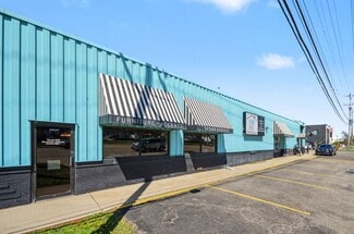 More details for 1015-1017 E West Maple Rd, Walled Lake, MI - Flex for Lease