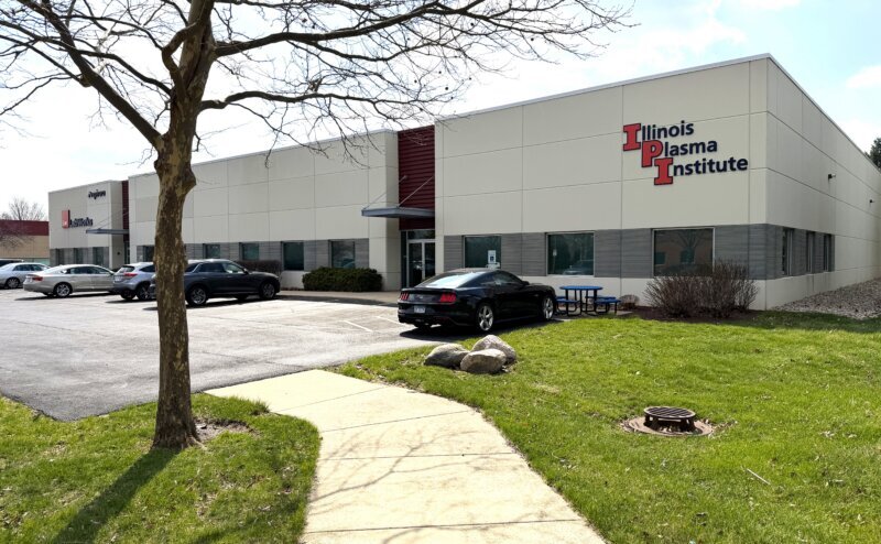 2109 S Oak St, Champaign, IL for lease Primary Photo- Image 1 of 2