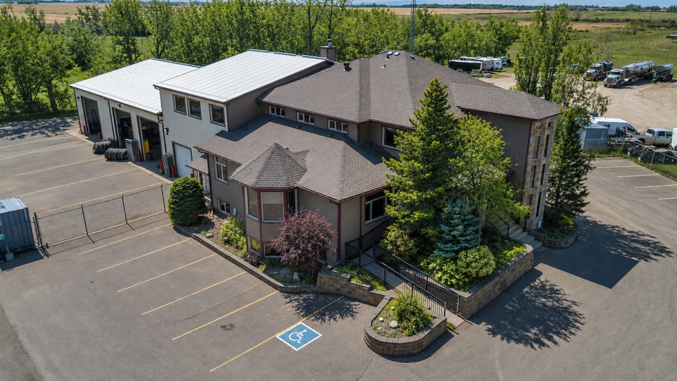 118 Canal Gdns, Strathmore, AB à vendre - Photo du bâtiment - Image 1 de 34