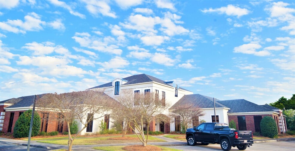 6983-6989 Halcyon Park Dr, Montgomery, AL à louer - Photo du bâtiment - Image 2 de 16