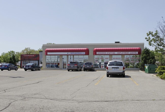 Plus de détails pour 109 Kennedy Rd S, Brampton, ON - Bureau, Commerce de détail à louer