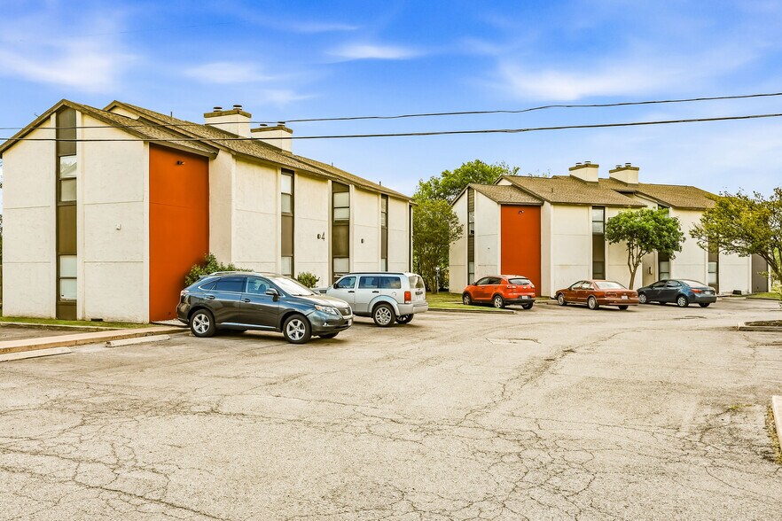 3707 Buffalo Springs Trl, Georgetown, TX à vendre - Photo du bâtiment - Image 2 de 11