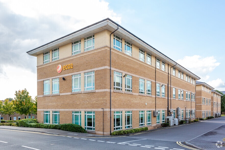Mulberry Dr, Cardiff for sale - Building Photo - Image 2 of 15