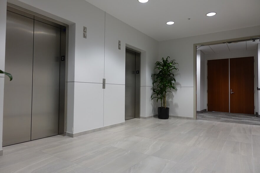 3536 Concours, Ontario, CA for lease - Lobby - Image 3 of 9