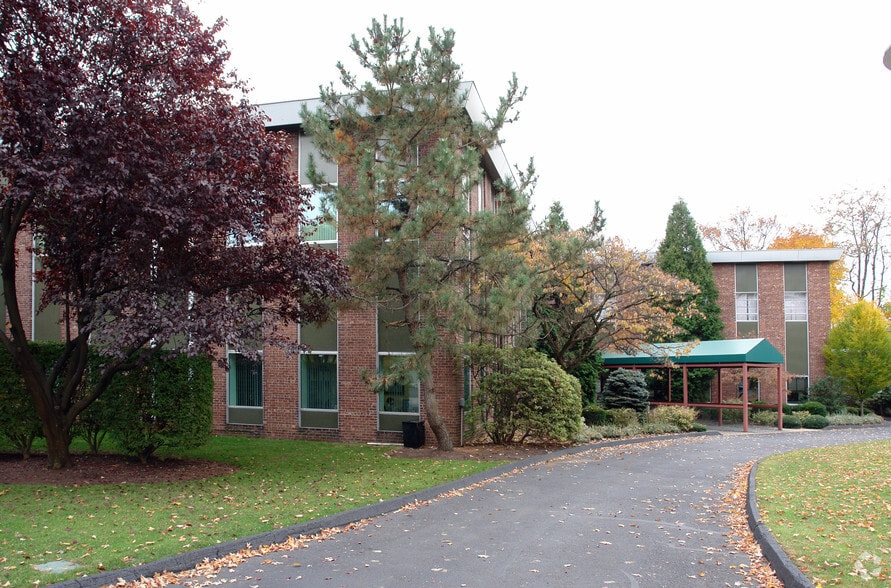 445 Godwin Ave, Midland Park, NJ à louer - Photo du bâtiment - Image 1 de 13