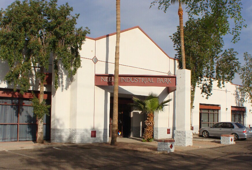 660 N Neely St, Gilbert, AZ à louer - Photo du bâtiment - Image 3 de 5