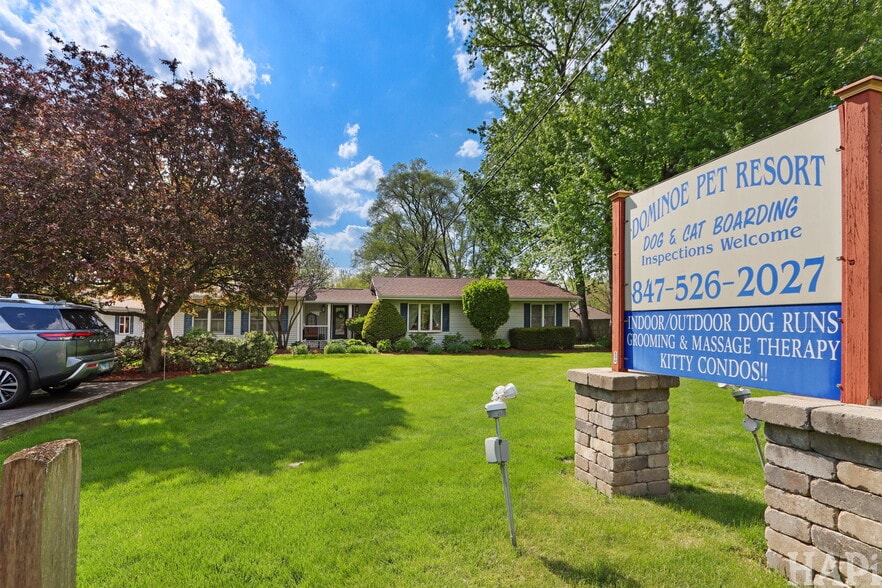 4403 S Roberts Rd, Island Lake, IL for sale - Building Photo - Image 3 of 126