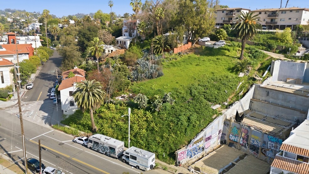 734-740 N Echo Park, Los Angeles, CA à vendre - Photo du bâtiment - Image 3 de 7