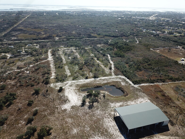 777 N Ave A, Aransas Pass, TX à vendre - Photo du bâtiment - Image 2 de 22