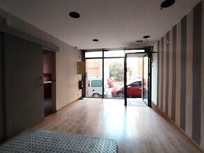 Retail in Terrassa, Barcelona for lease Interior Photo- Image 2 of 7
