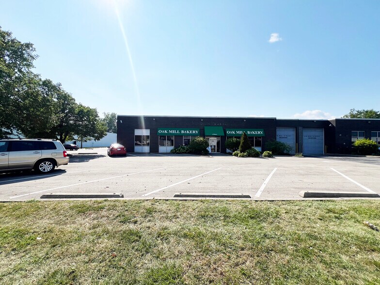 2480-2490 S Wolf Rd, Des Plaines, IL for sale - Building Photo - Image 2 of 25