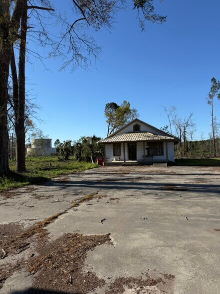 702 E Parker St, Baxley, GA à vendre - Photo principale - Image 1 de 1