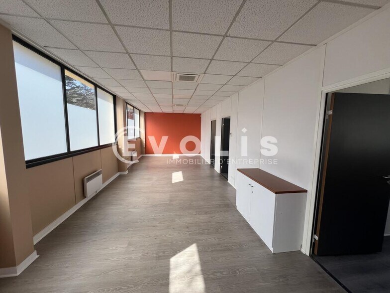 28 Rue Chapsal, Joinville-le-Pont à louer - Photo intérieure - Image 2 de 29