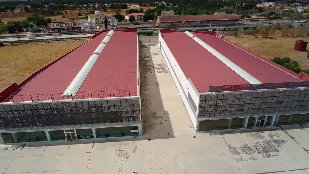 Industriel dans Arévalo, Ávila à vendre - Photo du bâtiment - Image 1 de 13