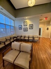 6020 Meadowridge Center Dr, Elkridge, MD à louer Photo intérieure- Image 1 de 1