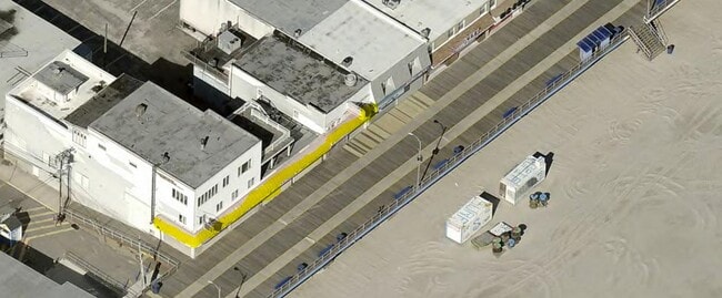 Plus de détails pour 4211 Ocean Ave, Wildwood, NJ - Services hôteliers à vendre