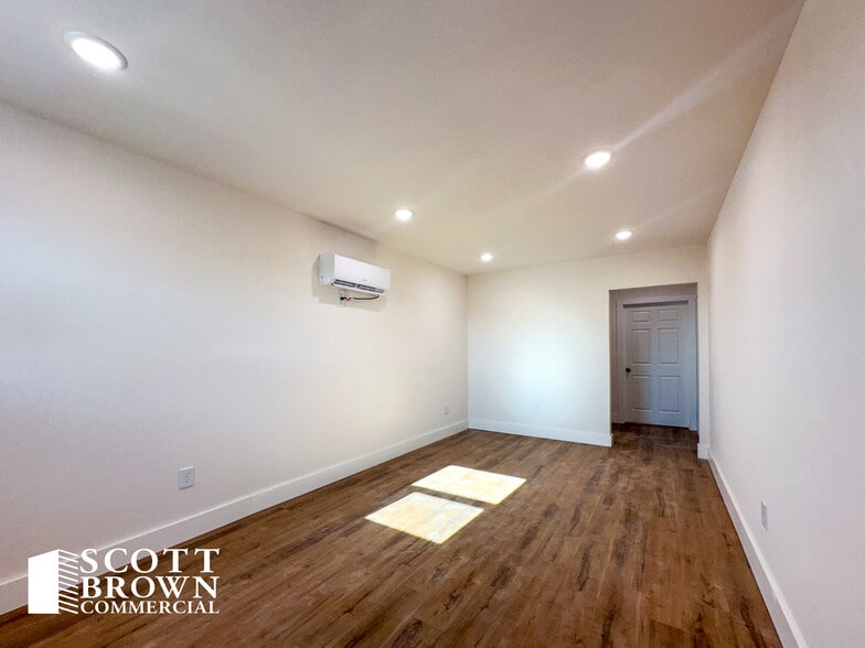 8307 FM 2164, Sanger, TX for lease - Interior Photo - Image 2 of 15