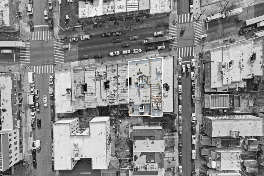 5205-5207 Church Ave, Brooklyn, NY à louer - Aérien - Image 2 de 14