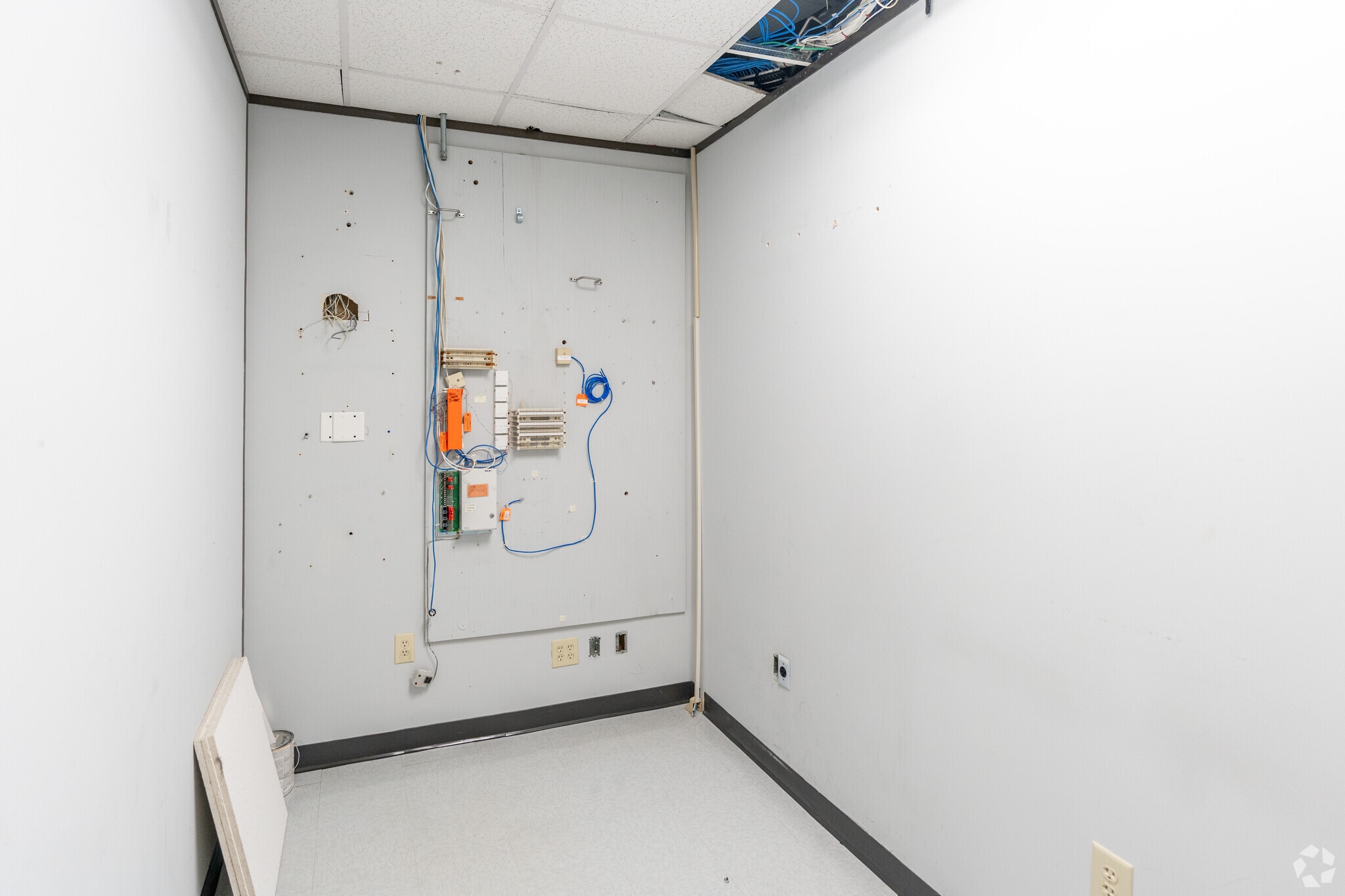 4600 Marriott Dr, Raleigh, NC à louer Photo intérieure- Image 1 de 7