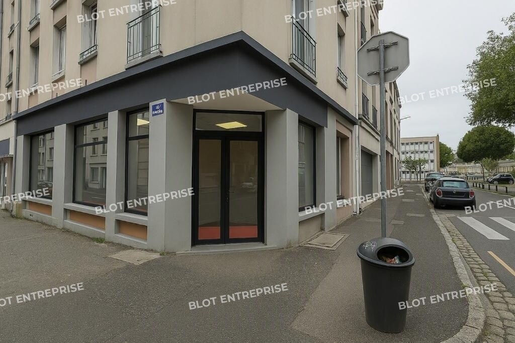 Office in Brest for sale Building Photo- Image 1 of 7