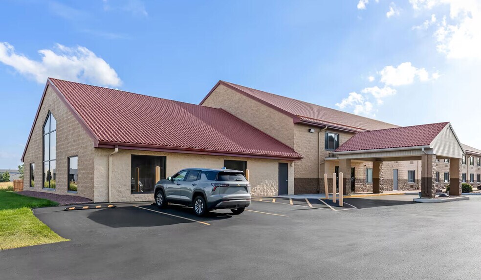 910 S Sylvania Ave, Sturtevant, WI à vendre - Photo du bâtiment - Image 2 de 30