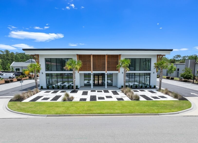 119 Persimmon St, Bluffton, SC for sale - Building Photo - Image 2 of 11