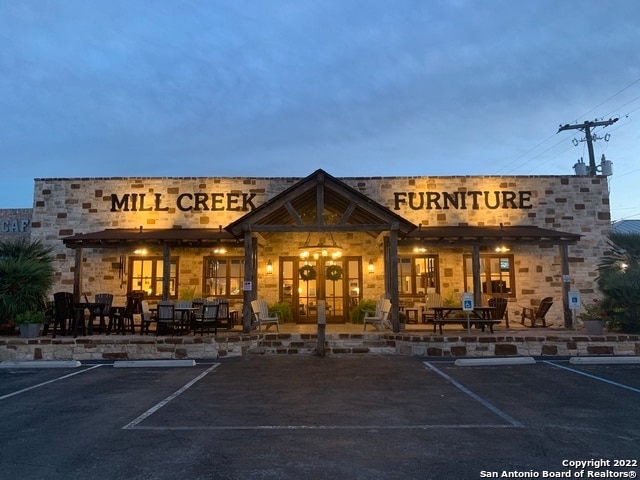 2209 E Main St, Uvalde, TX for sale - Building Photo - Image 1 of 14