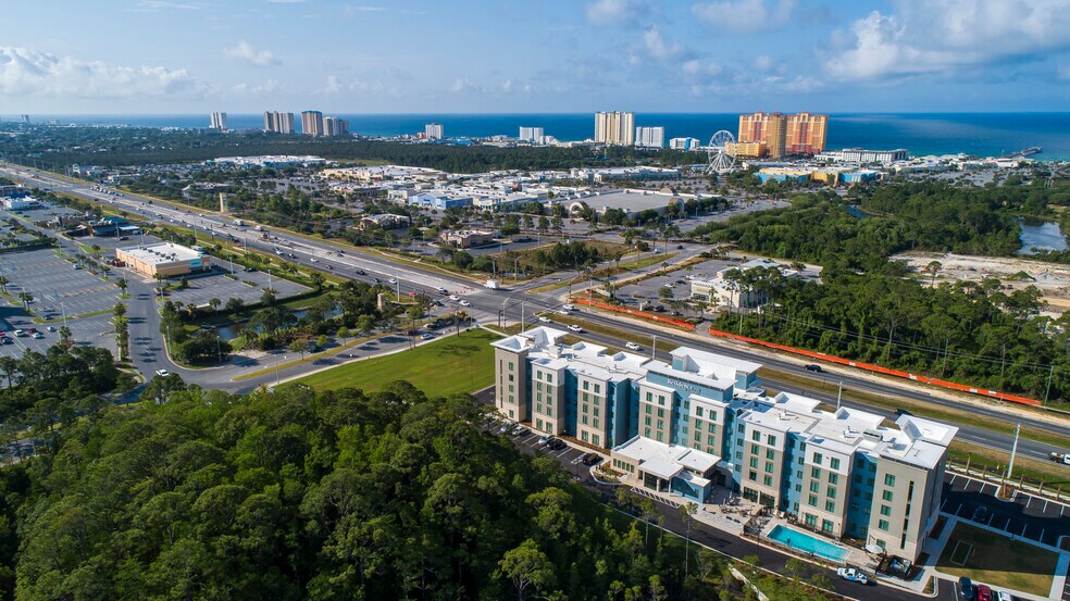 15800 Panama City Beach Pky, Panama City Beach, FL à louer - Aérien - Image 1 de 1