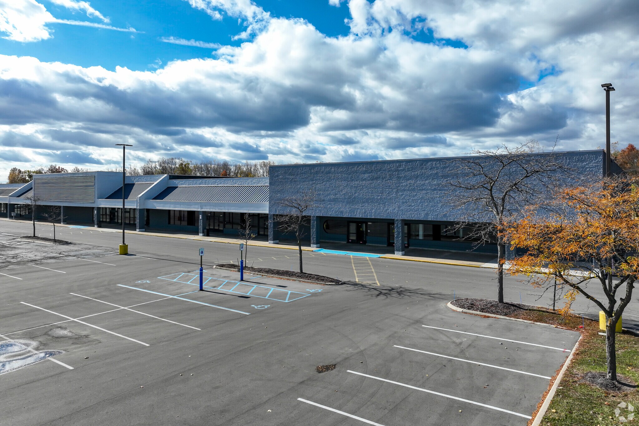 22263 Eureka Rd, Taylor, MI à vendre Photo principale- Image 1 de 6