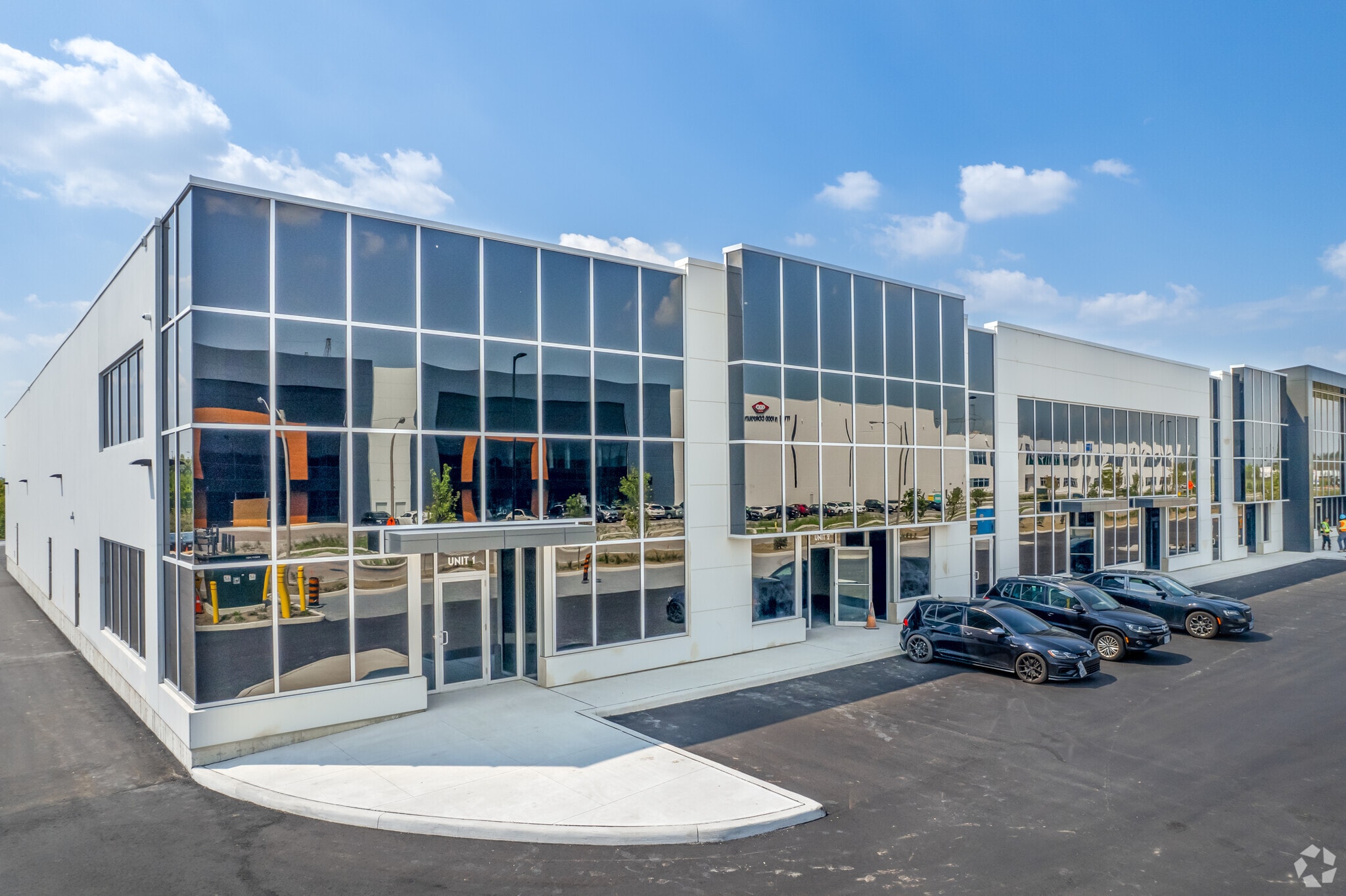 175 Milani Blvd, Vaughan, ON for lease Primary Photo- Image 1 of 4