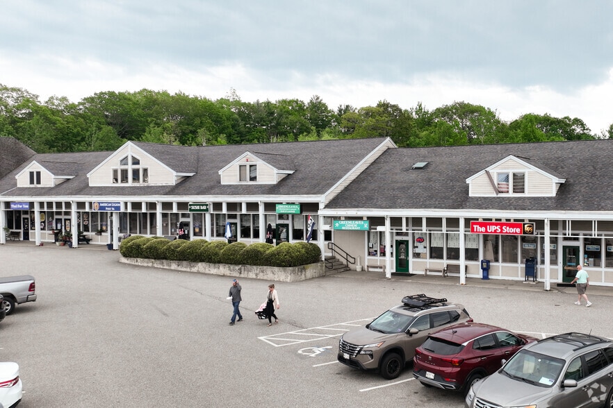 647 US Route 1, York, ME à louer - Photo du bâtiment - Image 2 de 3