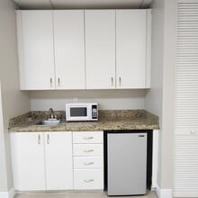 5220 S University Dr, Davie, FL à louer Photo intérieure- Image 1 de 7