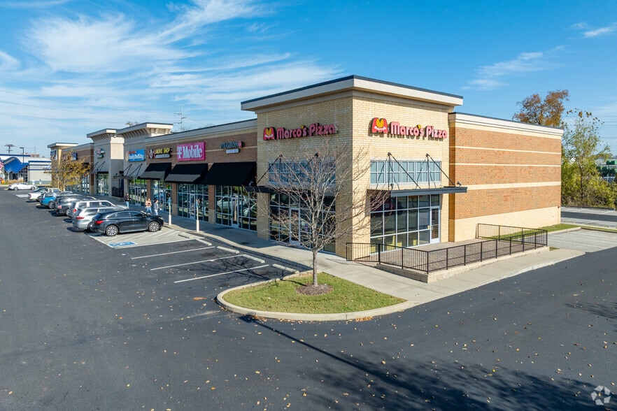 3905-3923 Lebanon Pike, Hermitage, TN for lease - Primary Photo - Image 1 of 4