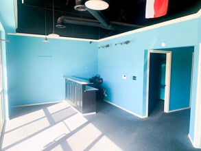 305 Frankford Ave, Lubbock, TX for lease Interior Photo- Image 1 of 1