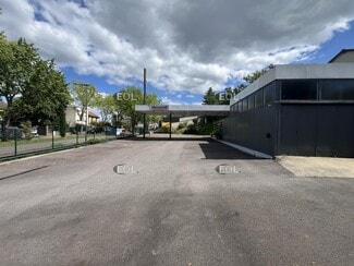 Plus de détails pour Commerce de détail à vendre
