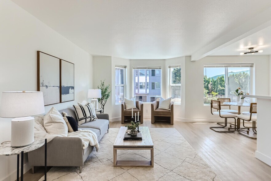 524-602 Terrace St, Monroe, WA à vendre - Photo intérieure - Image 2 de 10