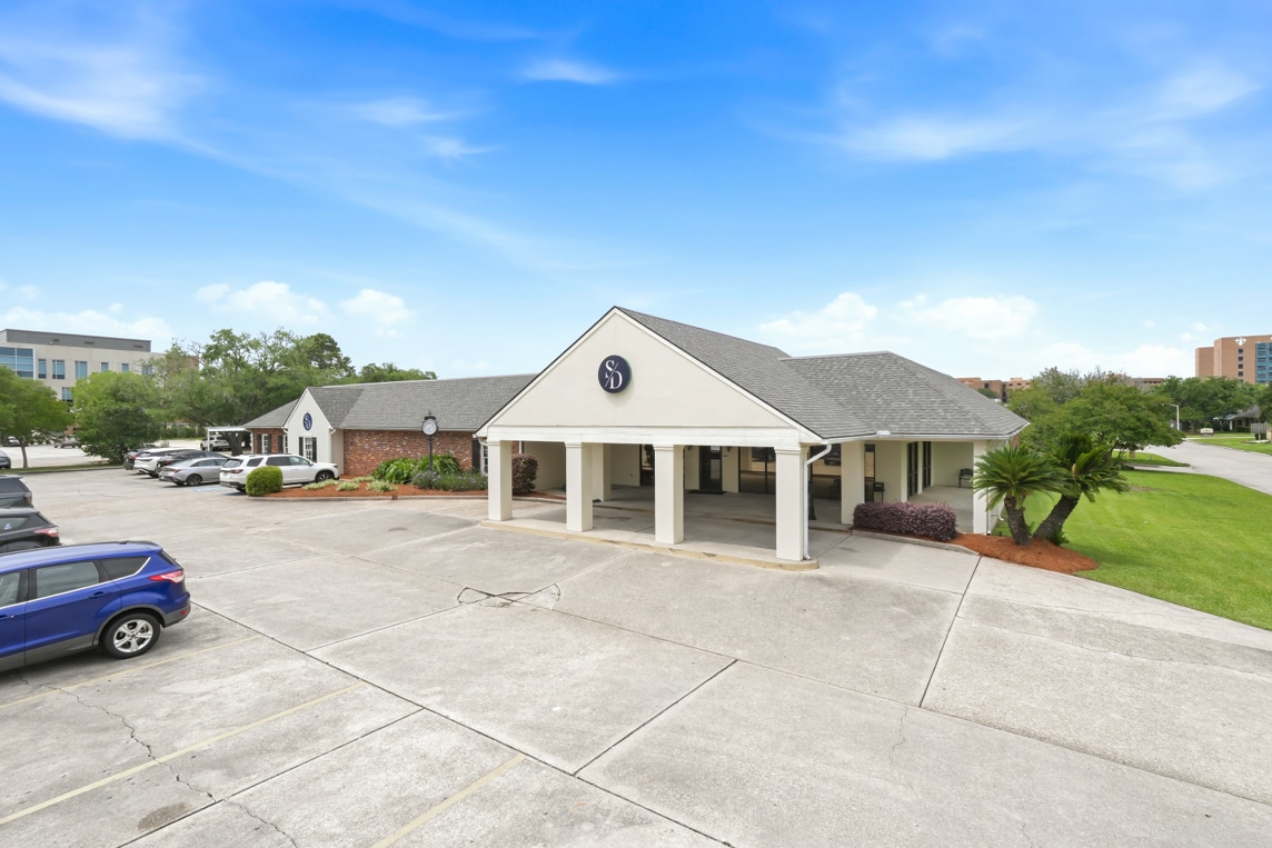 5408 Flanders Dr, Baton Rouge, LA à vendre Photo du bâtiment- Image 1 de 5