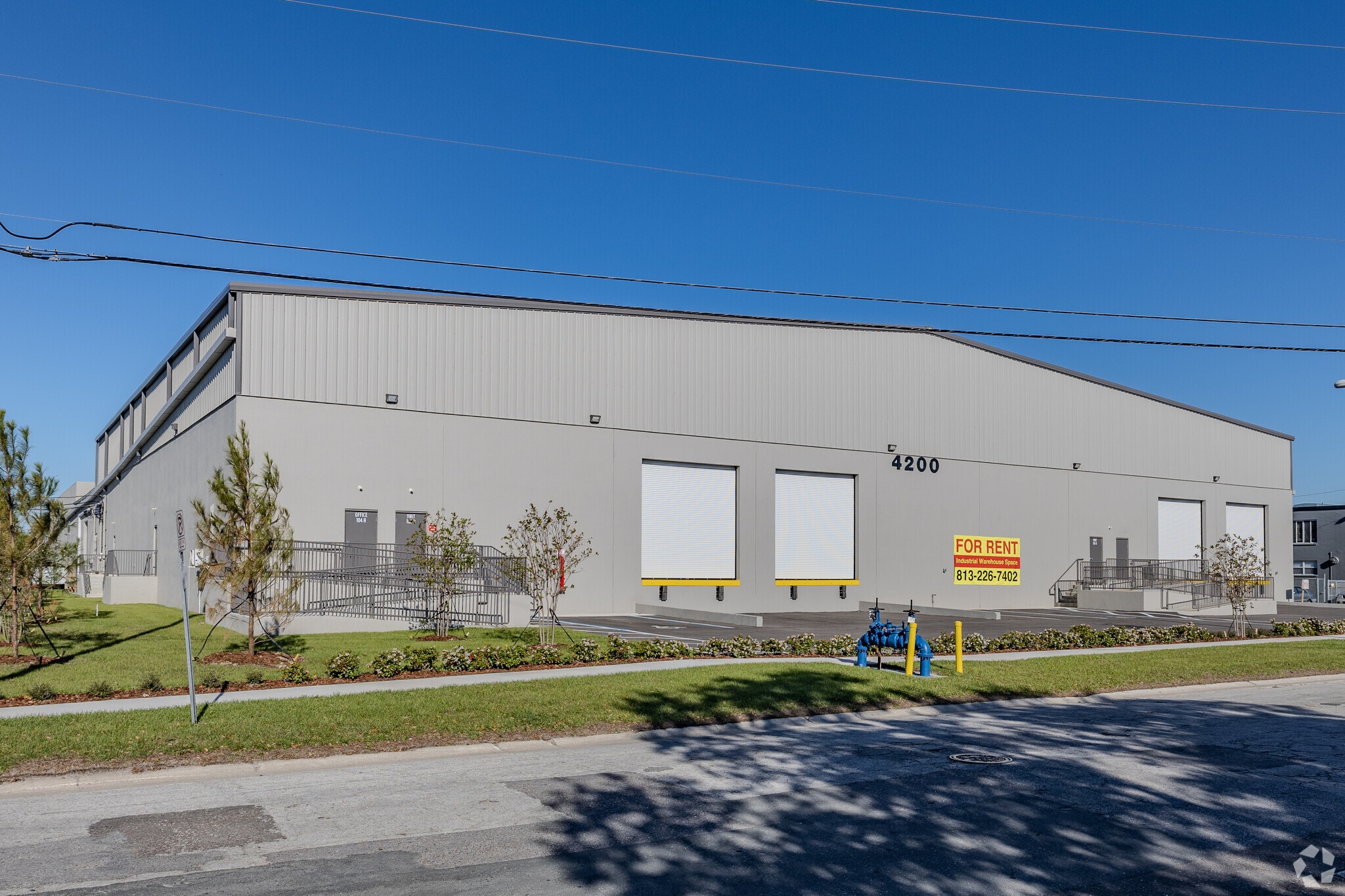 4200 31st St N, Saint Petersburg, FL for lease Primary Photo- Image 1 of 8