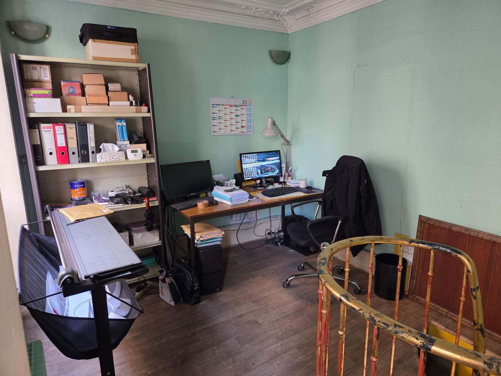 Retail in Paris for lease Building Photo- Image 1 of 7