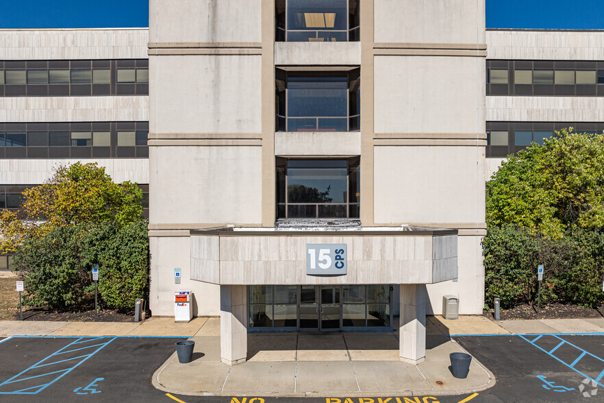 15 Corporate Pl S, Piscataway, NJ for lease - Building Photo - Image 3 of 7