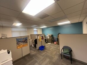 6755 S Old State Road 37, Bloomington, IN à louer Photo intérieure- Image 2 de 4