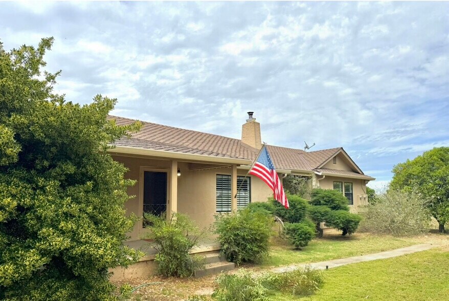 903 W Highway 12, Lodi, CA à vendre - Photo du bâtiment - Image 2 de 16