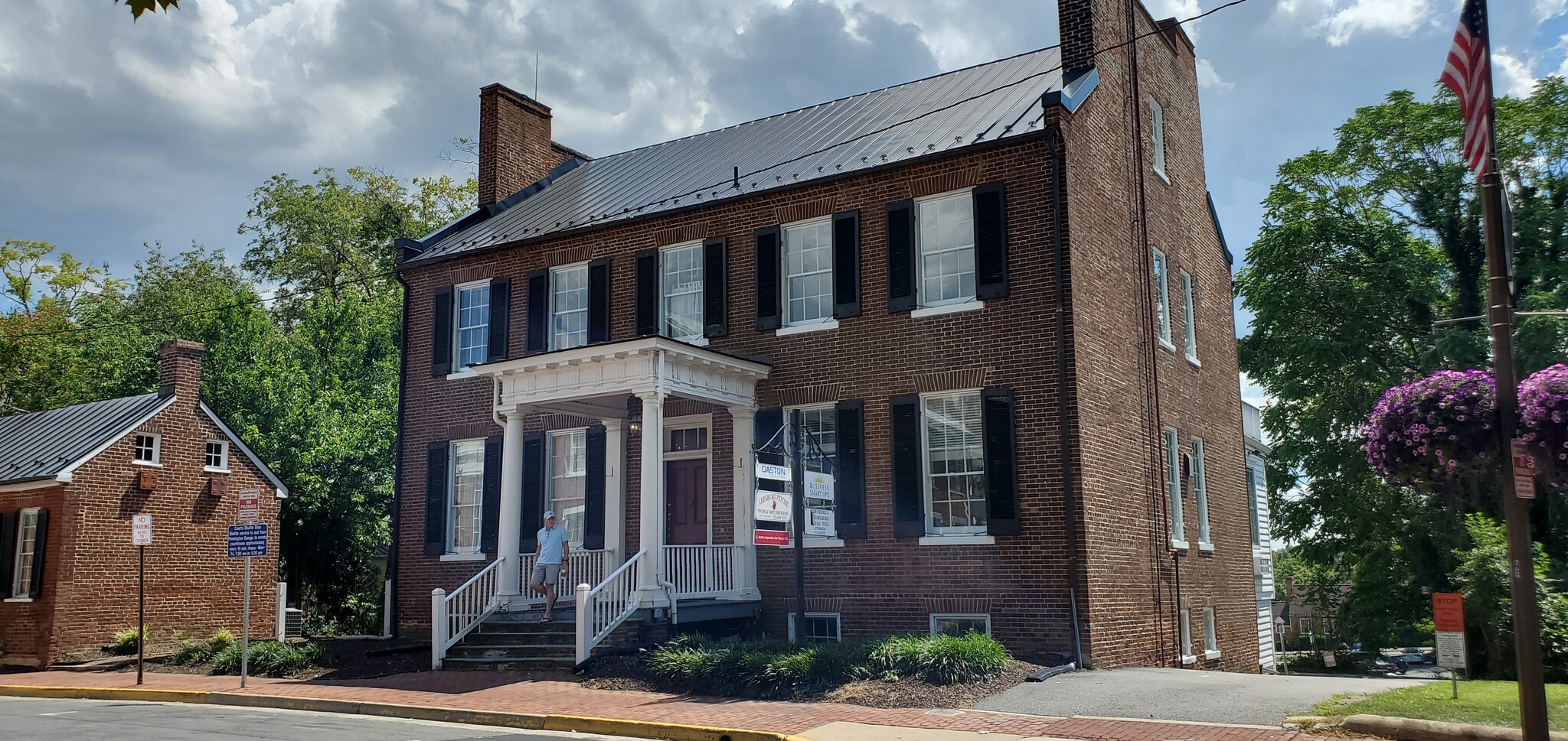 19 E Market St, Leesburg, VA à louer Photo du bâtiment- Image 1 de 10