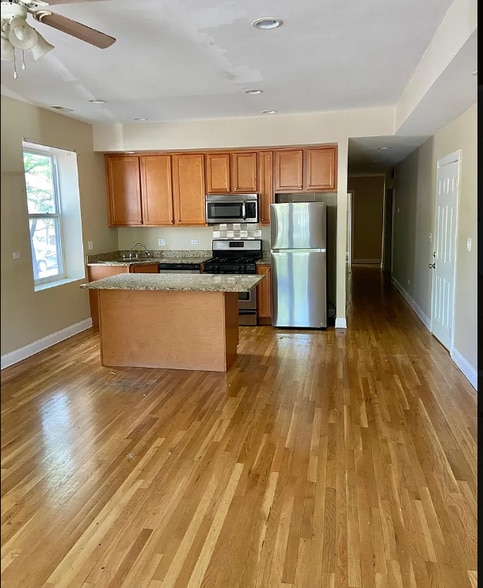 4601 S Indiana Ave, Chicago, IL for sale - Building Photo - Image 3 of 10