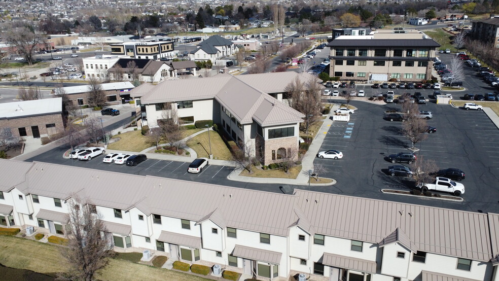179-197 N 290 W, Lindon, UT for sale - Primary Photo - Image 1 of 43
