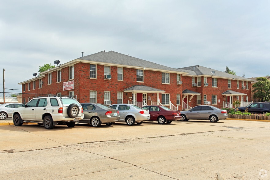 2037 NW 26th St, Oklahoma City, OK for sale - Building Photo - Image 3 of 39