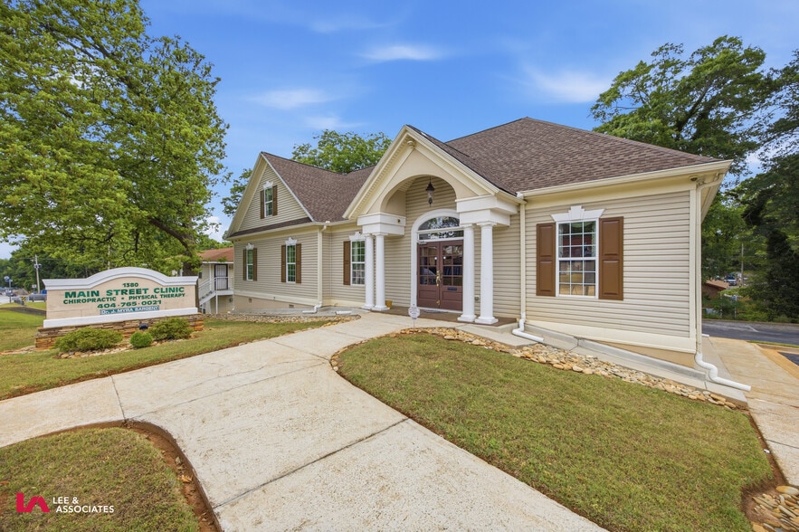 1380 E Cleveland Ave, Atlanta, GA for sale - Building Photo - Image 1 of 12